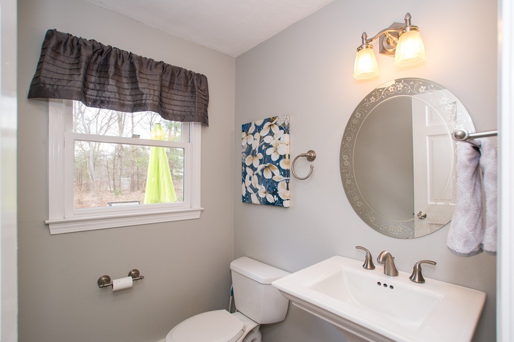 2 Wheelwright Road Medfield, MA 02052 - Photo 14 of 30 Gallery Image 14
