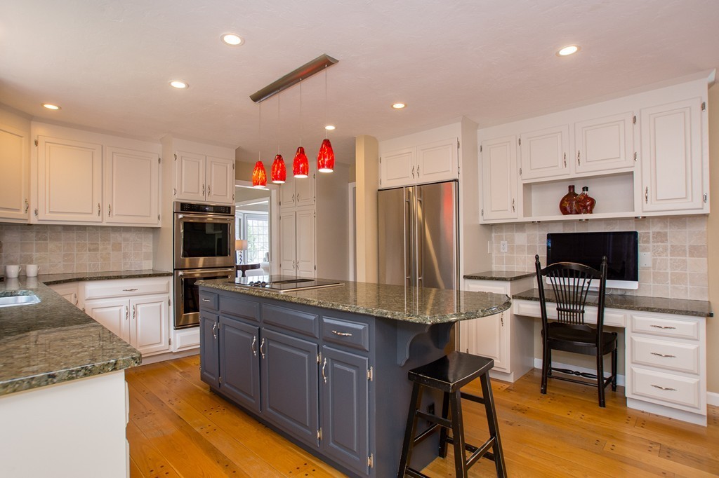 2 Wheelwright Road Medfield, MA 02052 - Photo 7 of 30 Gallery Image 7