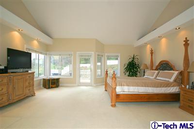 Undisclosed Address Pasadena, CA 91103 - Photo 13 of 18 Additional Photo