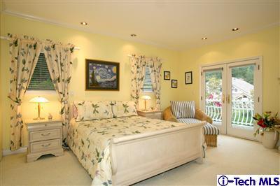 Undisclosed Address Pasadena, CA 91103 - Photo 15 of 18 Additional Photo