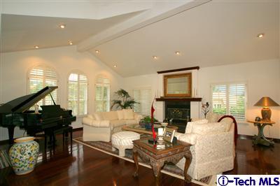 Undisclosed Address Pasadena, CA 91103 - Photo 4 of 18 Additional Photo