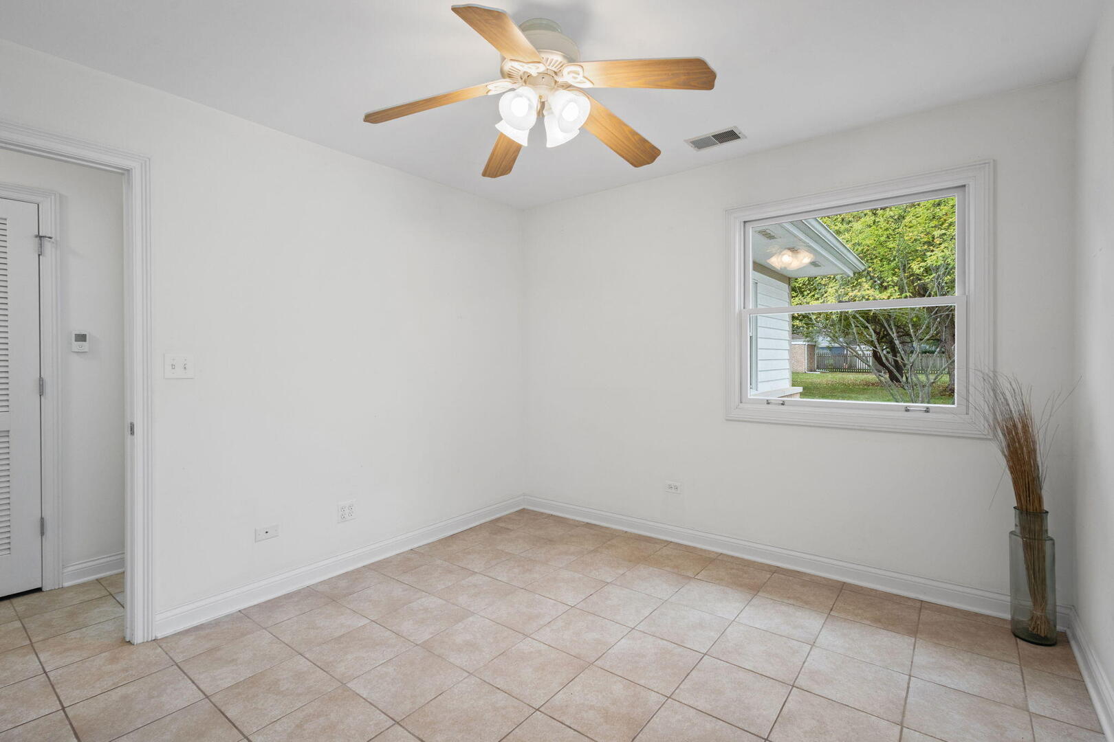 837 East Rockland Road Libertyville, IL 60048 - Photo 16 of 24