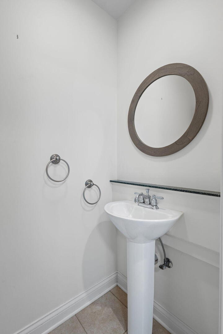 837 East Rockland Road Libertyville, IL 60048 - Photo 17 of 24