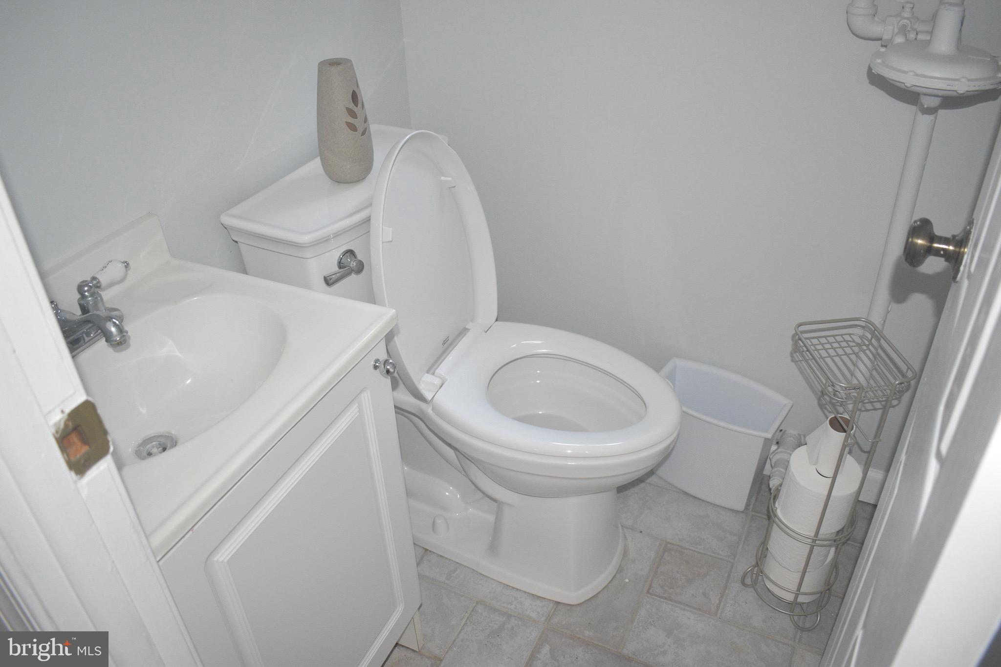 3826 Fairdale Road Philadelphia, PA 19154 - Photo 20 of 23 Gallery Image 20