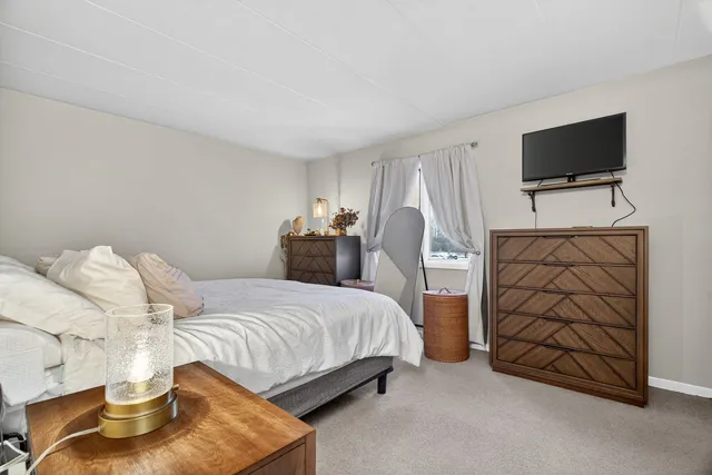 $179,899 | 9122 West 140th Street, Unit 2NW, Orland Park, IL 60462