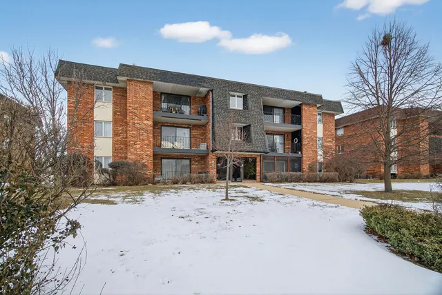 $179,899 | 9122 West 140th Street, Unit 2NW, Orland Park, IL 60462