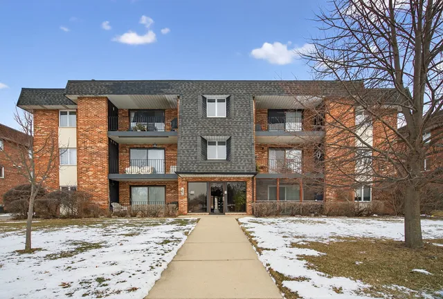 $179,899 | 9122 West 140th Street, Unit 2NW, Orland Park, IL 60462