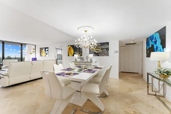 $3,200 | 5600 North Flagler Drive, Unit 605, West Palm Beach, FL 33407