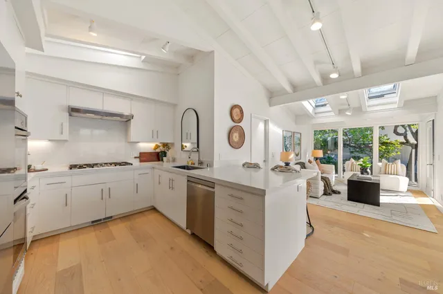 $7,377,000 | 45 West Shore Road, Belvedere, CA 94920