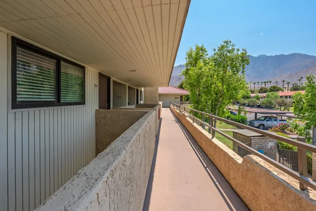 $205,000 | 2820 North Arcadia Court, Unit 202, Palm Springs, CA 92262