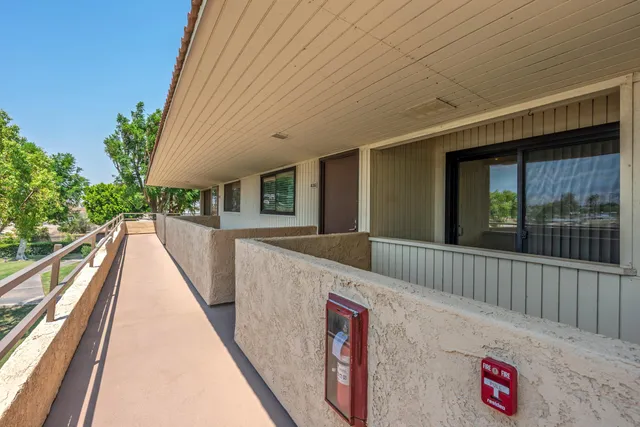 $205,000 | 2820 North Arcadia Court, Unit 202, Palm Springs, CA 92262