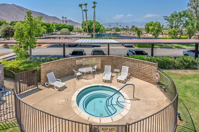 $205,000 | 2820 North Arcadia Court, Unit 202, Palm Springs, CA 92262