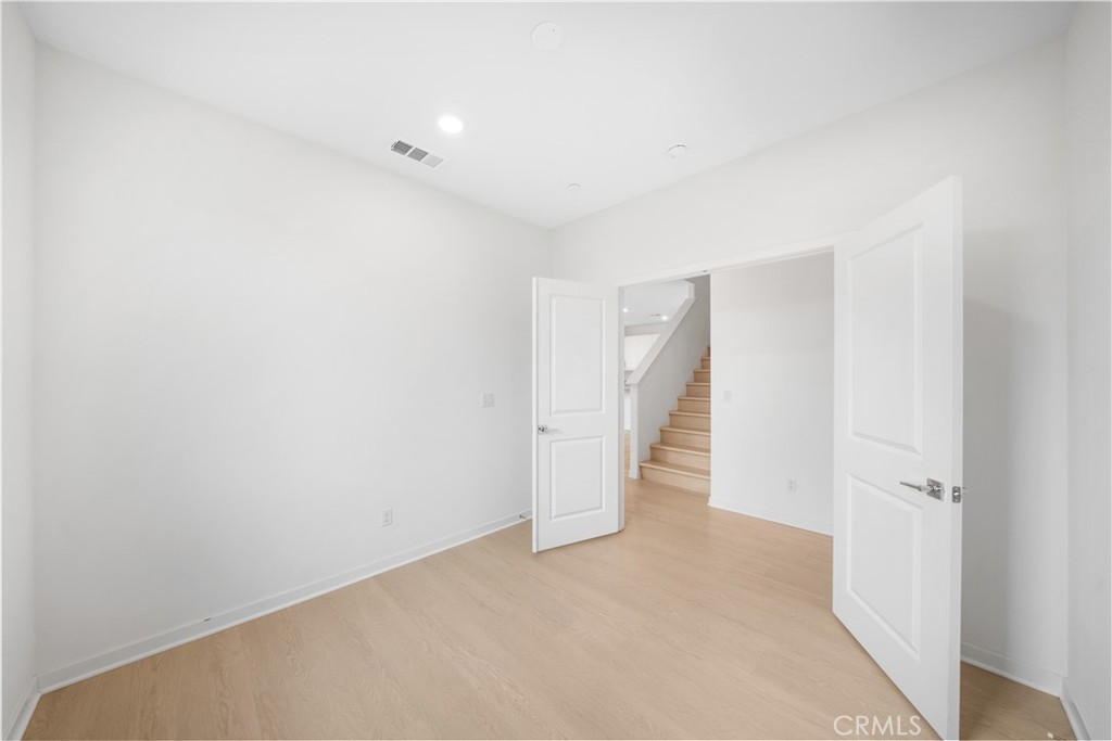 542 Colorado Drive Rialto, CA 92377 - Photo 9 of 68