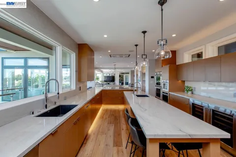 $5,250,000 | 1235 Hawthorne Street, Alameda, CA 94501