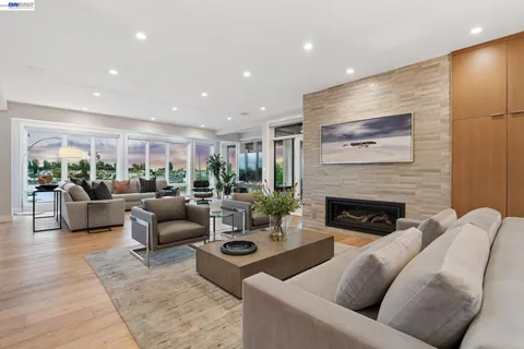 $5,250,000 | 1235 Hawthorne Street, Alameda, CA 94501