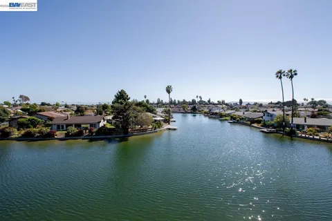 $5,250,000 | 1235 Hawthorne Street, Alameda, CA 94501