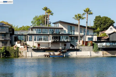 $5,250,000 | 1235 Hawthorne Street, Alameda, CA 94501