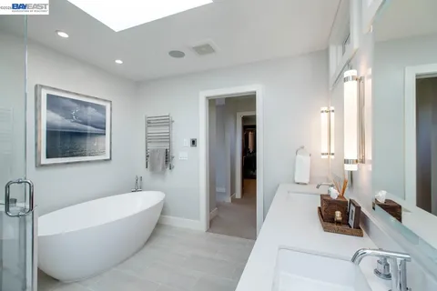 $5,250,000 | 1235 Hawthorne Street, Alameda, CA 94501