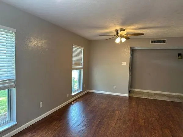 $2,250 | 5033 Blue Glen Drive, The Colony, TX 75056