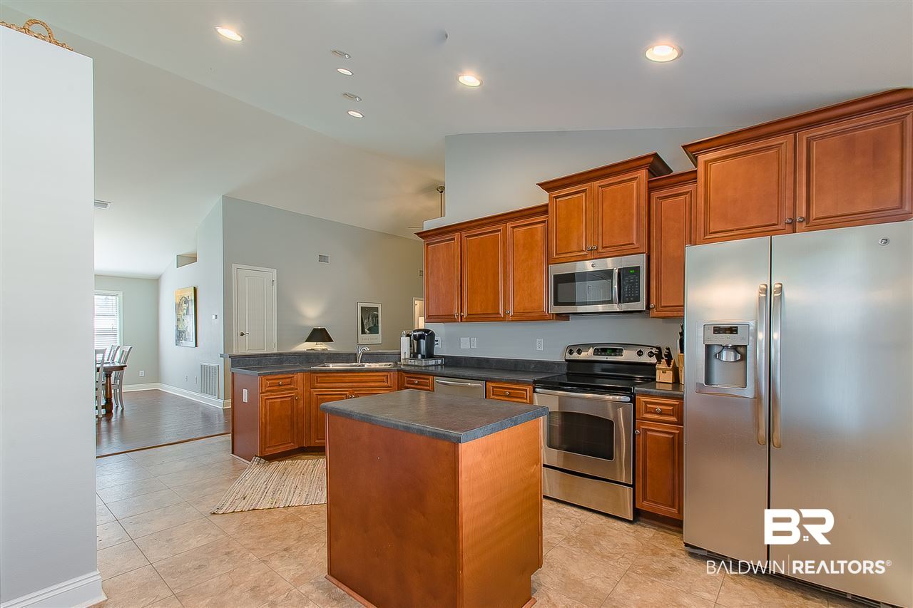 11092 Herschel Loop Daphne, AL 36526 - Photo 14 of 29 Kitchen