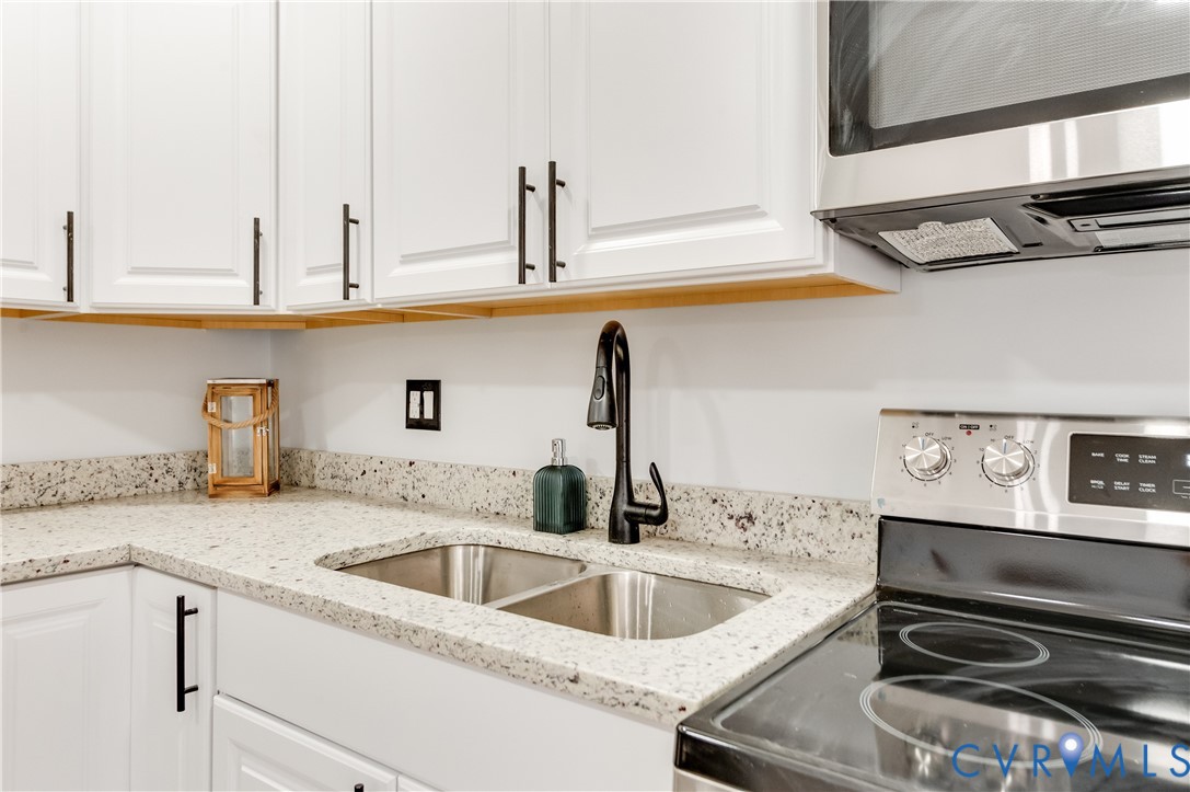 4511 Mizar Road Henrico, VA 23231 - Photo 13 of 33