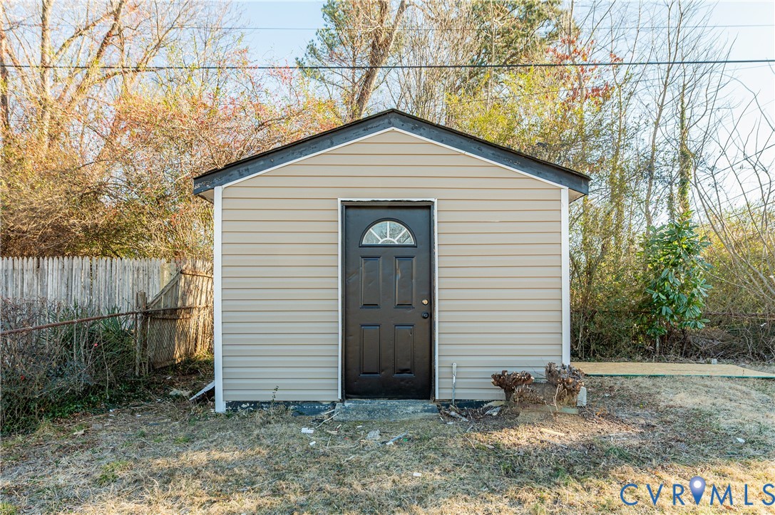 4511 Mizar Road Henrico, VA 23231 - Photo 33 of 33 shed