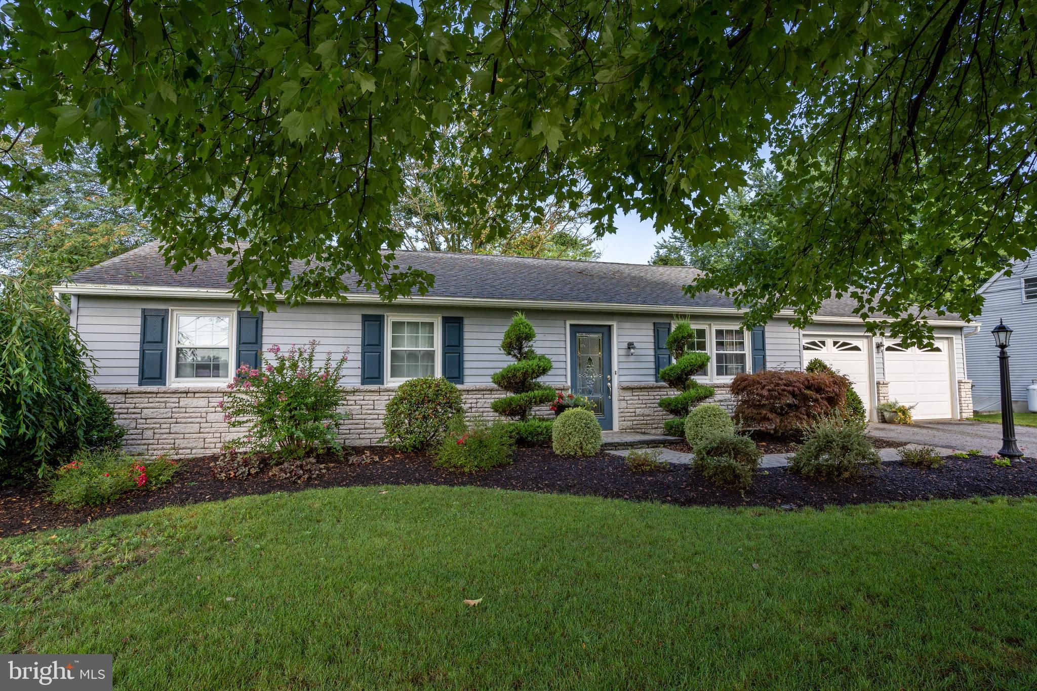 124 Keener Road Lititz, PA 17543 - Photo 5 of 49
