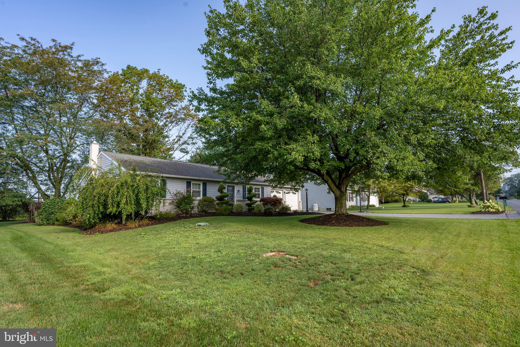 124 Keener Road Lititz, PA 17543 - Photo 6 of 49