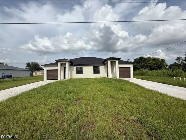 $1,600 | 227 Ivan Avenue South, Lehigh Acres, FL 33973