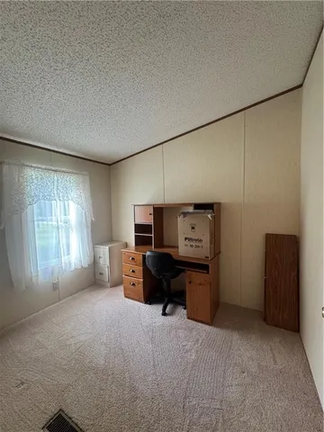 $137,500 | 302 East Cherry Street, Skidmore, MO 64487