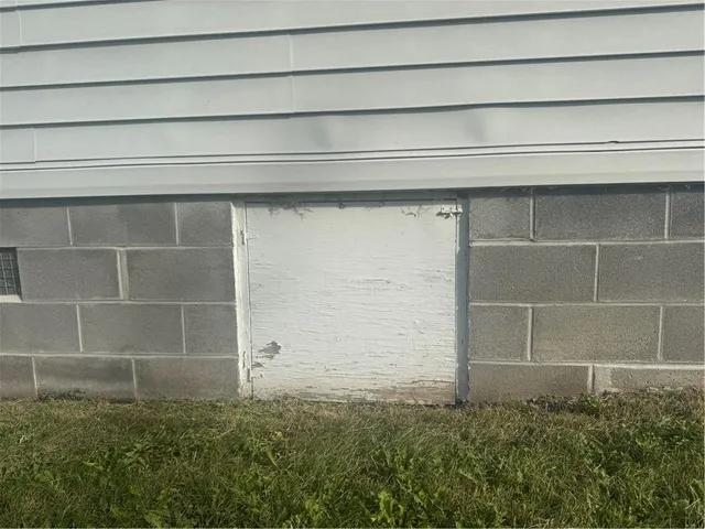 $137,500 | 302 East Cherry Street, Skidmore, MO 64487