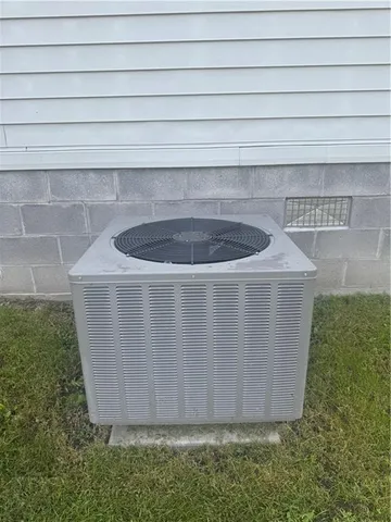 $137,500 | 302 East Cherry Street, Skidmore, MO 64487