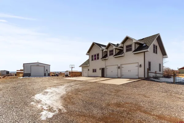 $959,900 | 55744 Fuchsia Lane, Olathe, CO 81425