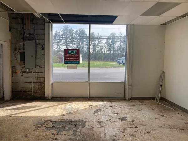 a view of a room with an empty room