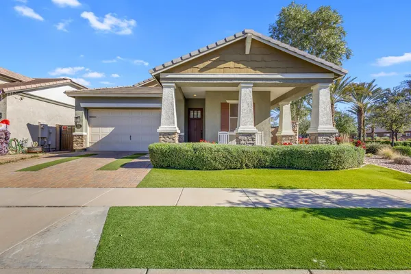 $2,575 | 2555 South Benton, Mesa, AZ 85209