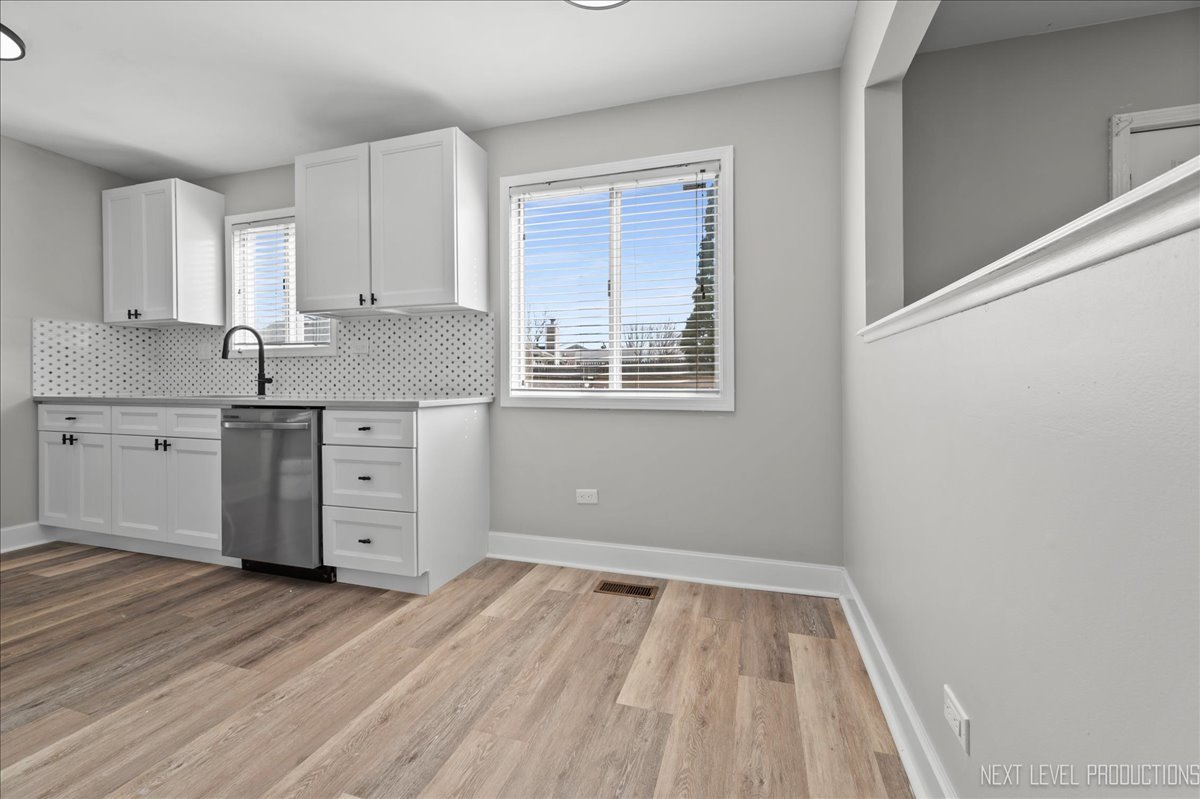 1721 Cumberland Road Aurora, IL 60504 - Photo 14 of 25 Gallery Image 14