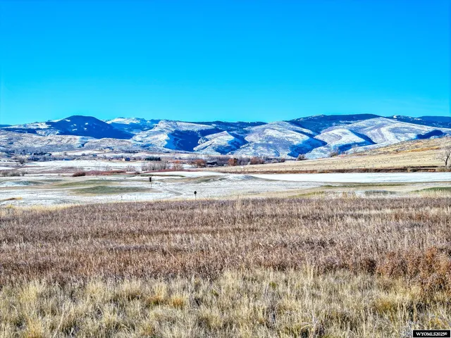 $1,500,000 | East Main (17.1 /- Acres), Lander, WY 82520