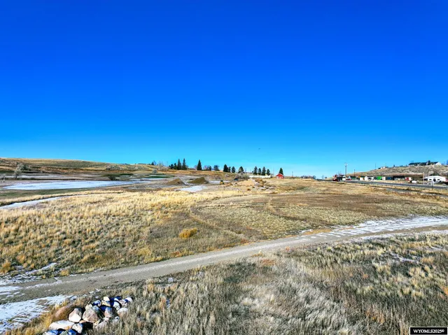 $1,500,000 | East Main (17.1 /- Acres), Lander, WY 82520
