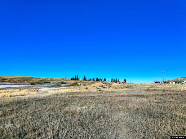 $1,500,000 | East Main (17.1 /- Acres), Lander, WY 82520