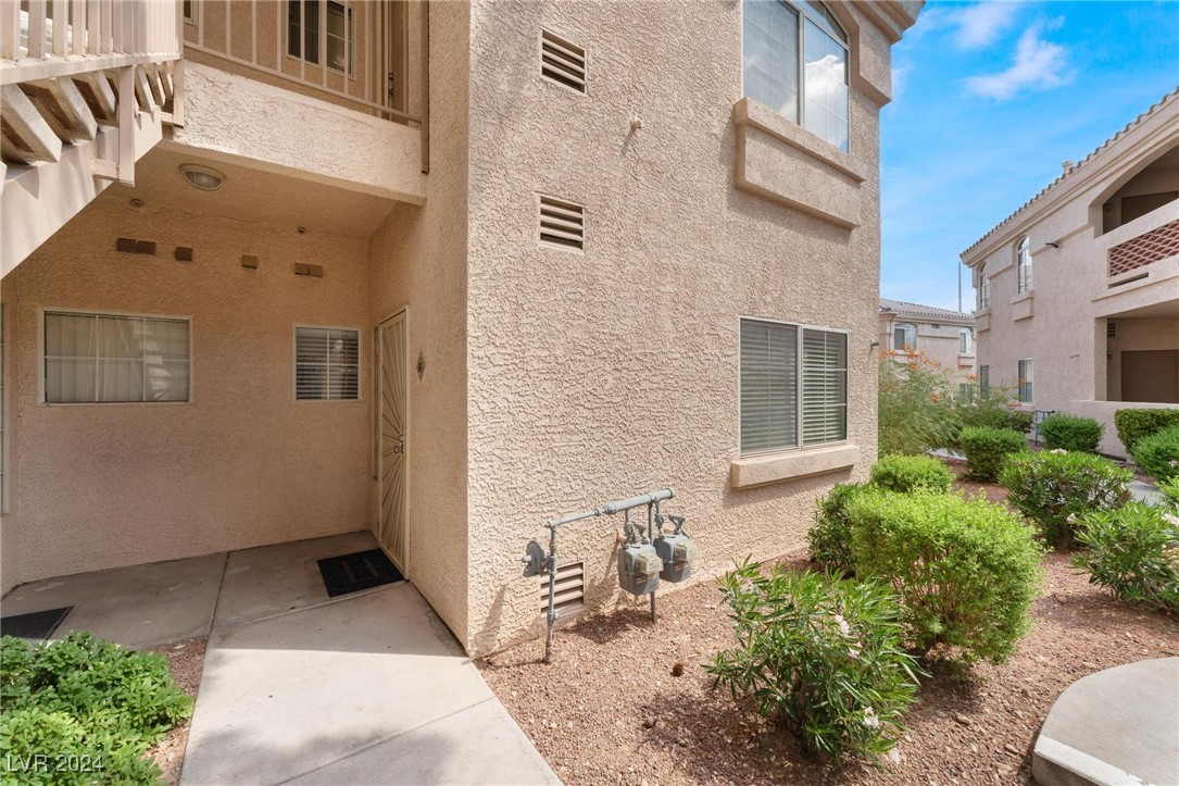 7400 West Flamingo Road, Unit 1017 Las Vegas, NV 89147 - Photo 4 of 34