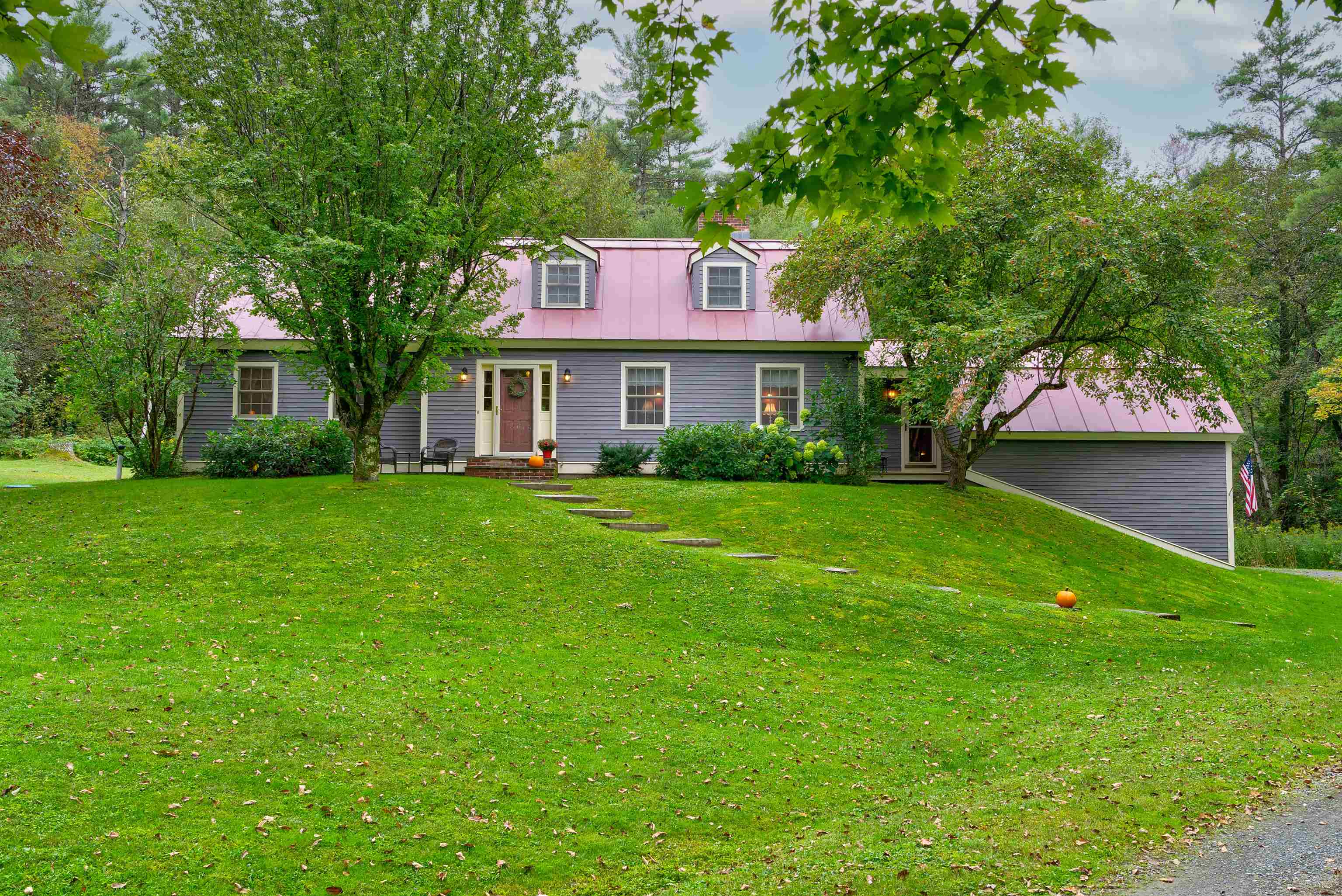 507 Hebbard Road Fairlee, VT 05045 - Photo 2 of 40