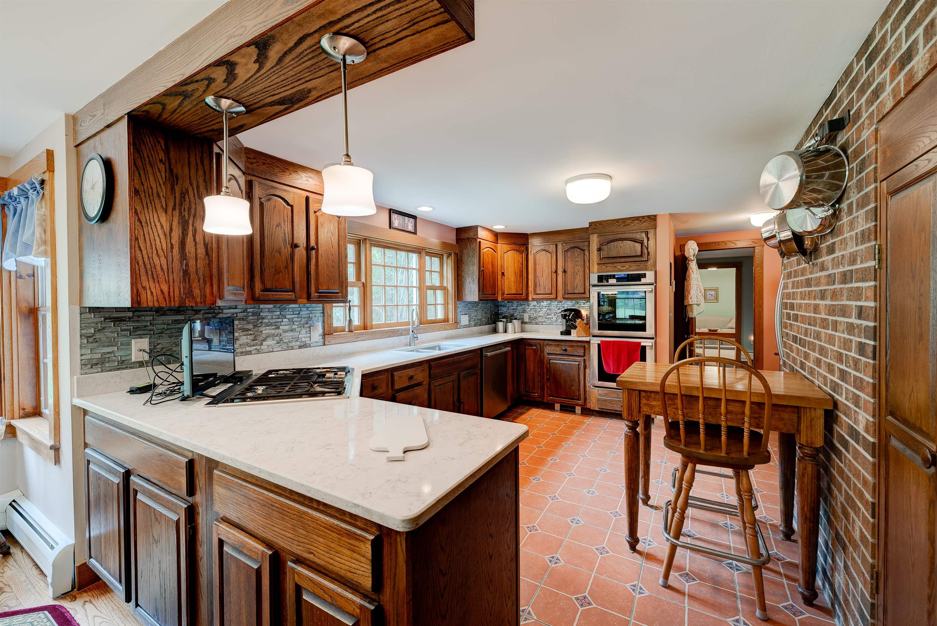 507 Hebbard Road Fairlee, VT 05045 - Photo 6 of 40