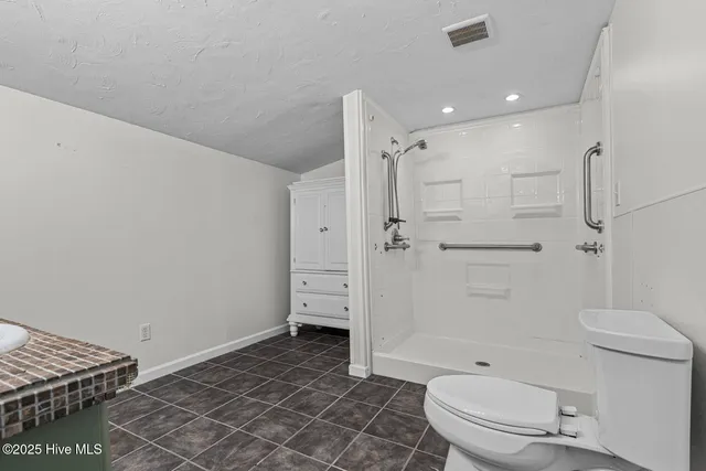 $230,000 | 1121 River Street, Jacksonville, NC 28540