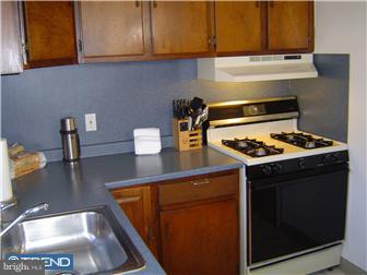 2311 Edwards Road Roslyn, PA 19001 - Photo 8 of 12 Kitchen