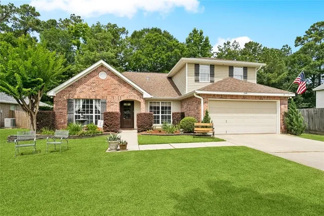 $363,900 | 240 Emerald Creek West, Abita Springs, LA 70420