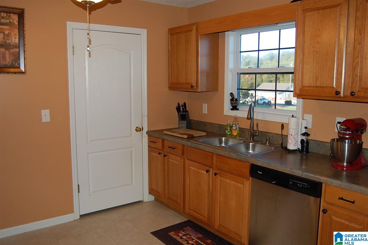 289 Deer Crossing Road Warrior, AL 35180 - Photo 10 of 20