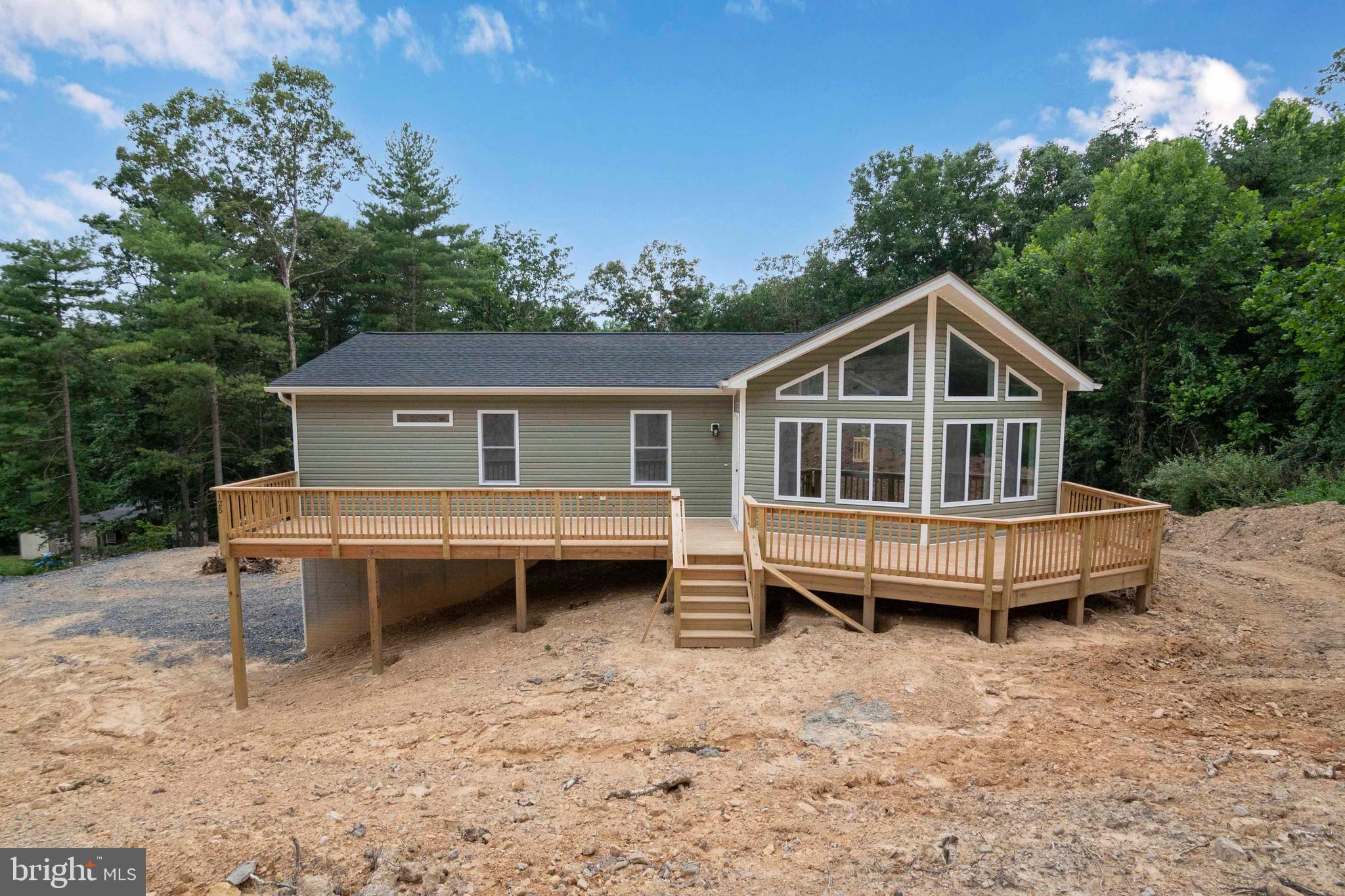125 Spring Hollow Road Front Royal, VA 22630 - Photo 2 of 84