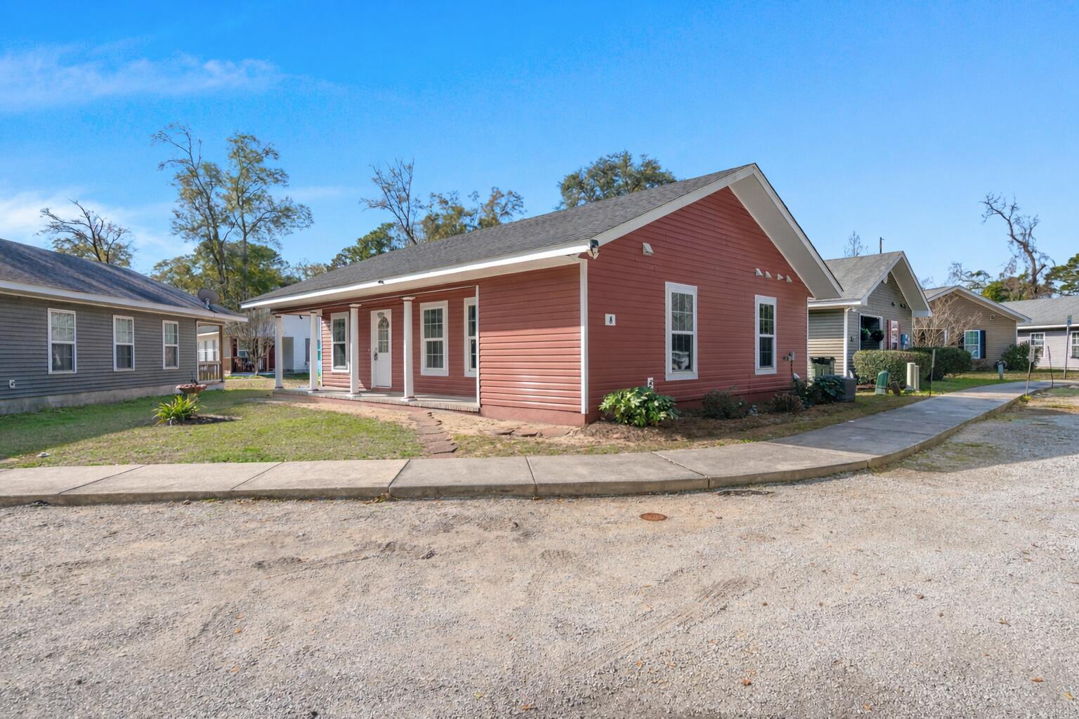 8 Laurel Leaf Lane Charleston, SC 29412 - Photo 1 of 15 ChatGPT Image Jan 15, 2026, 05_38_34 PM
