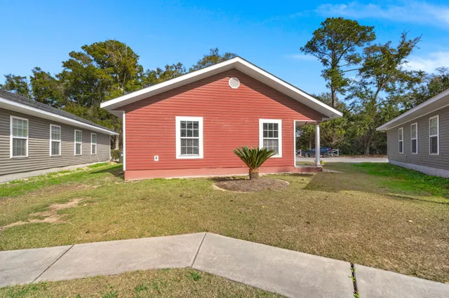 $345,000 | 8 Laurel Leaf Lane, Charleston, SC 29412