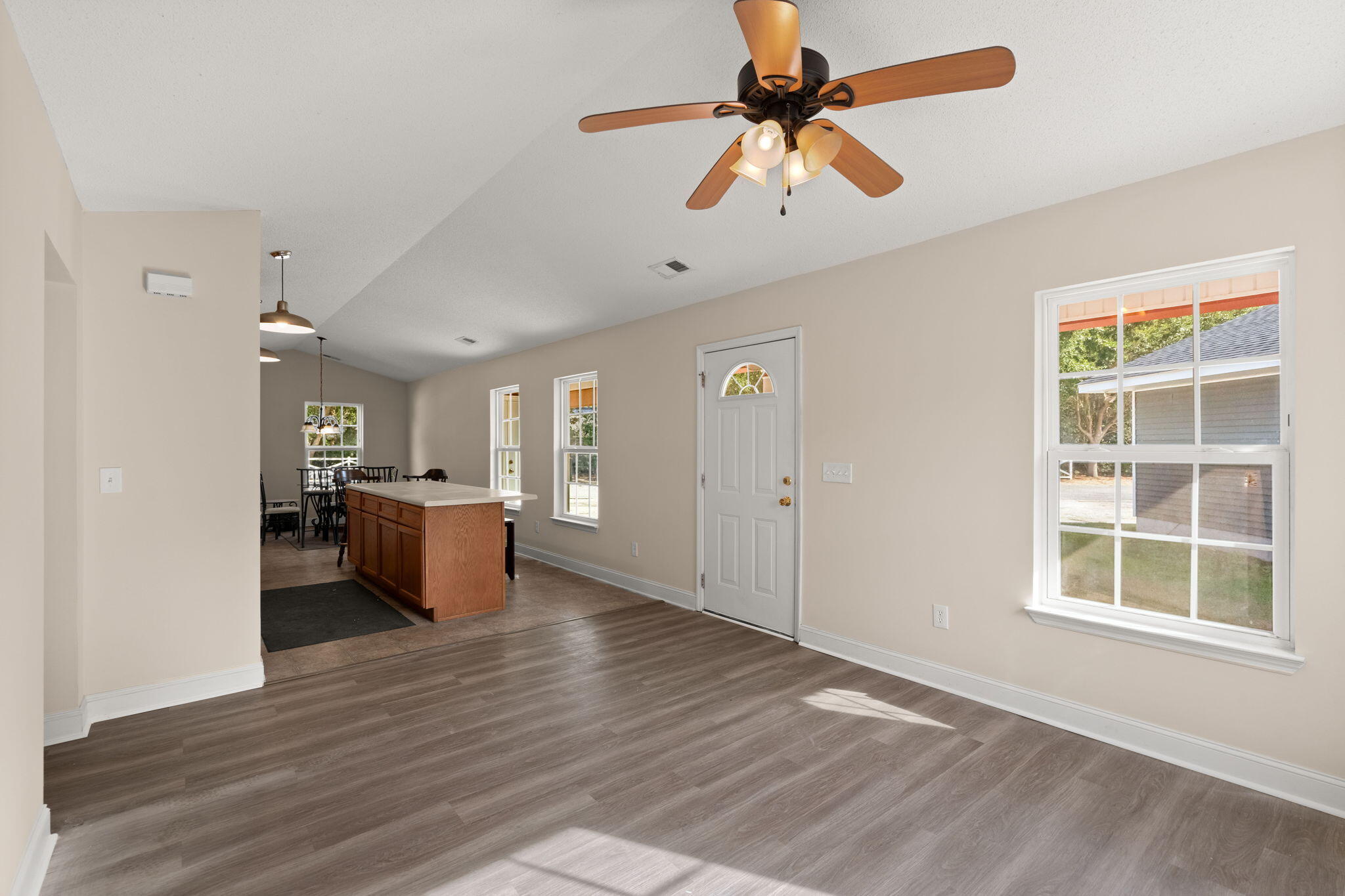 8 Laurel Leaf Lane Charleston, SC 29412 - Photo 6 of 15 7